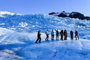 Vatnajokull-glacier-hiking-tour-Iceland2-1200x800