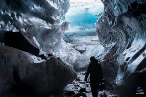 Into-the-glacier-Ice-Cave-Skaftafell-Vatnajokull