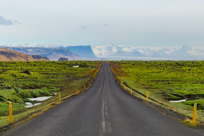 driving in iceland